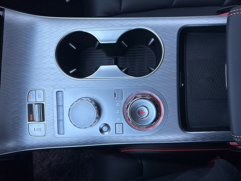 New 2026 Genesis GV70 2.5T Sport Prestige AWD/4WD image 19