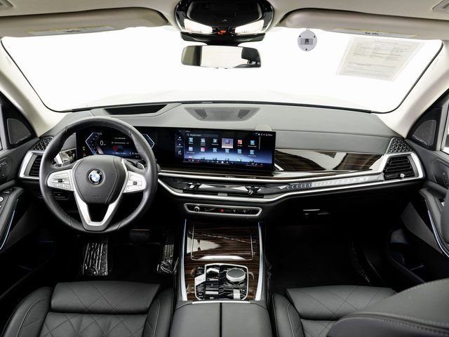 Used 2026 BMW X7 xDrive40i image 21