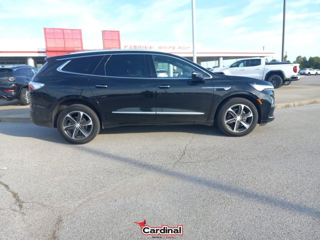 Certified 2022 Buick Enclave Essence w/ Experience Buick Package image 3