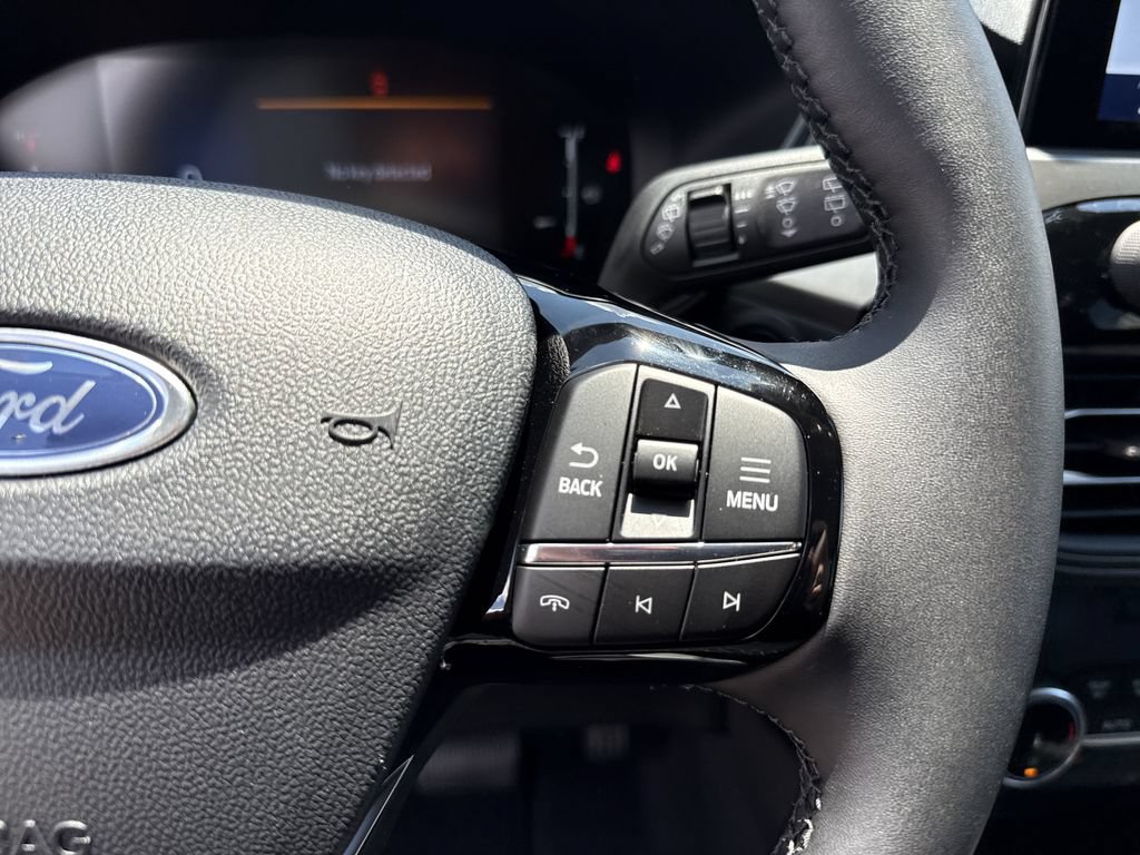 Used 2026 Ford Escape Active w/ Cold Weather Package FWD image 25