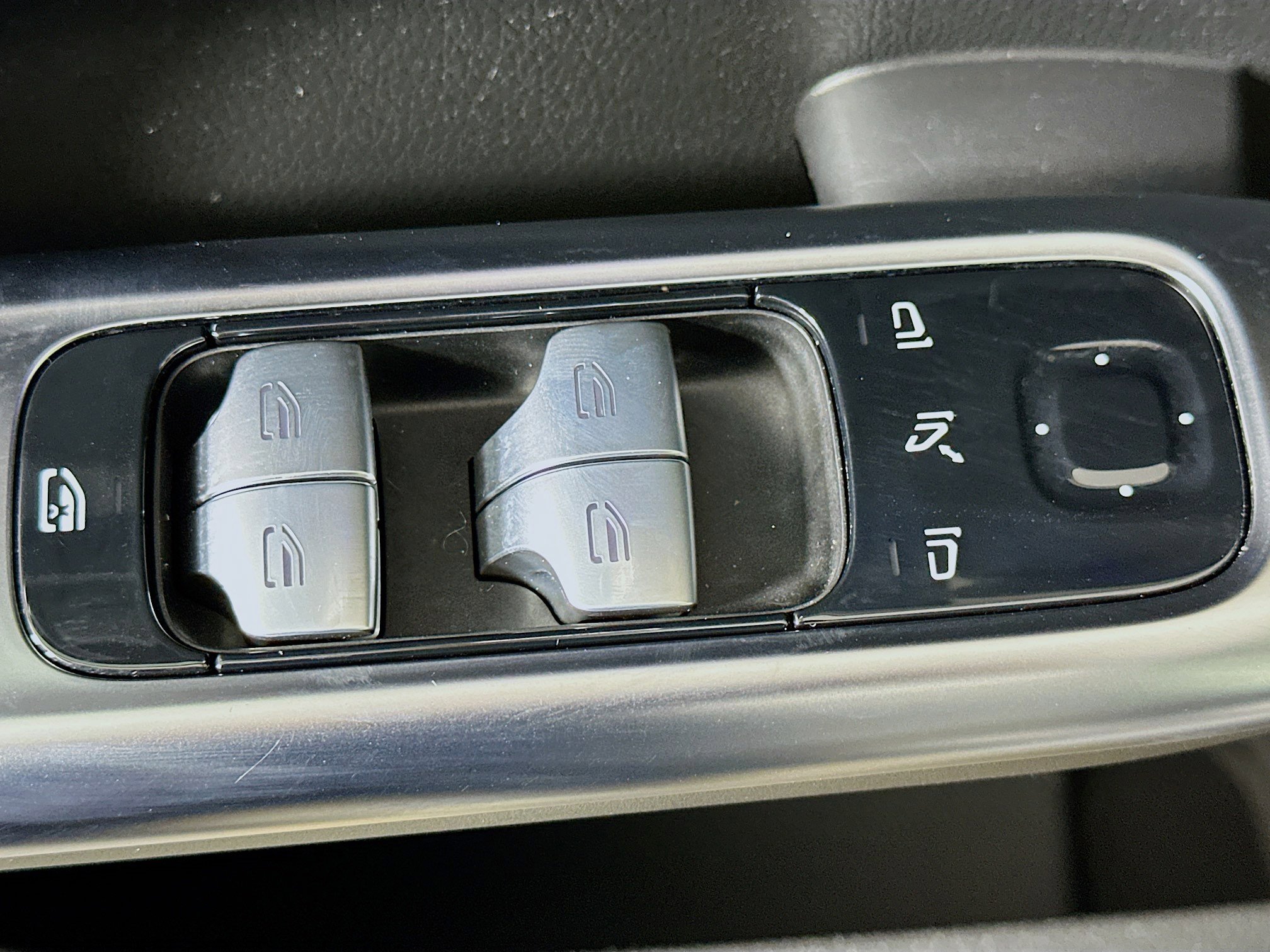 Used 2024 Mercedes-Benz C 300 4MATIC Sedan image 15