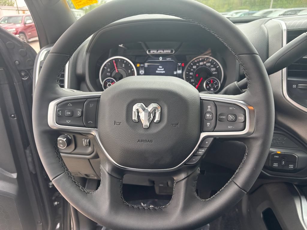 New 2025 RAM 2500 Big Horn AWD/4WD image 30