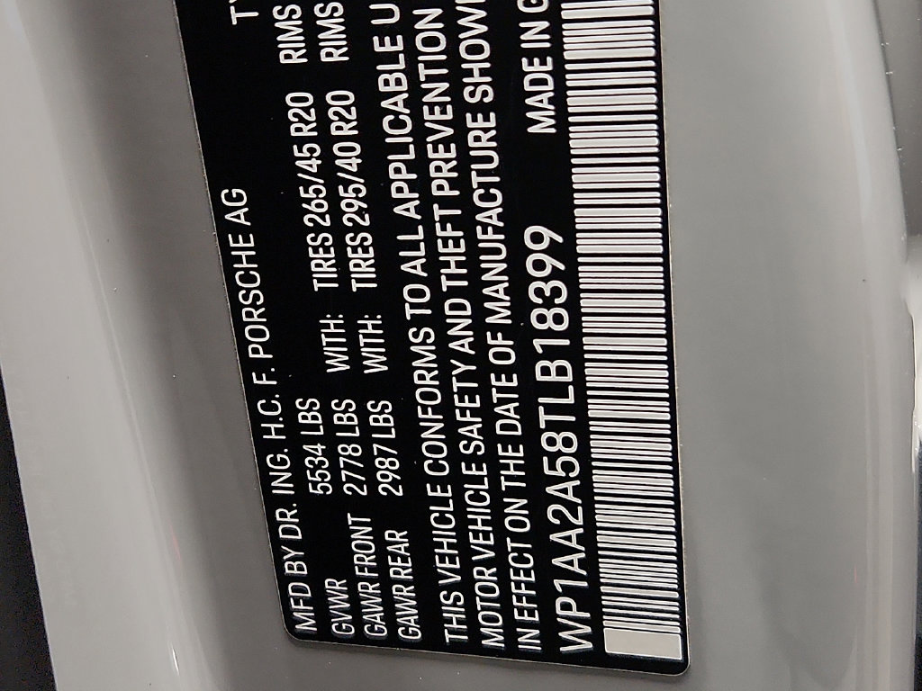 New 2026 Porsche Macan AWD/4WD image 26