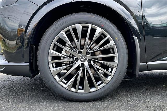 New 2026 Lexus RX 450h AWD image 12