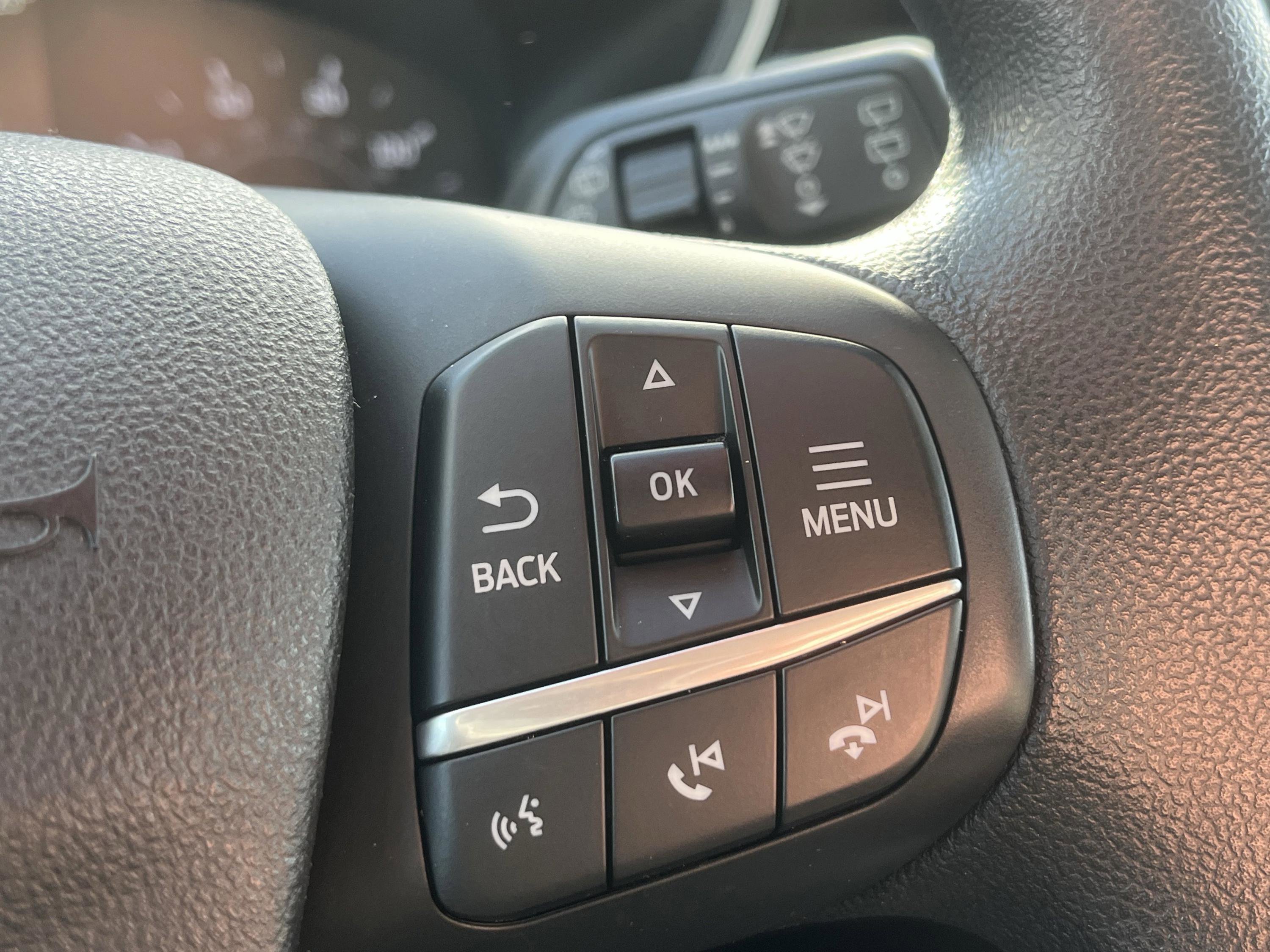 Certified 2021 Ford Escape SE image 16