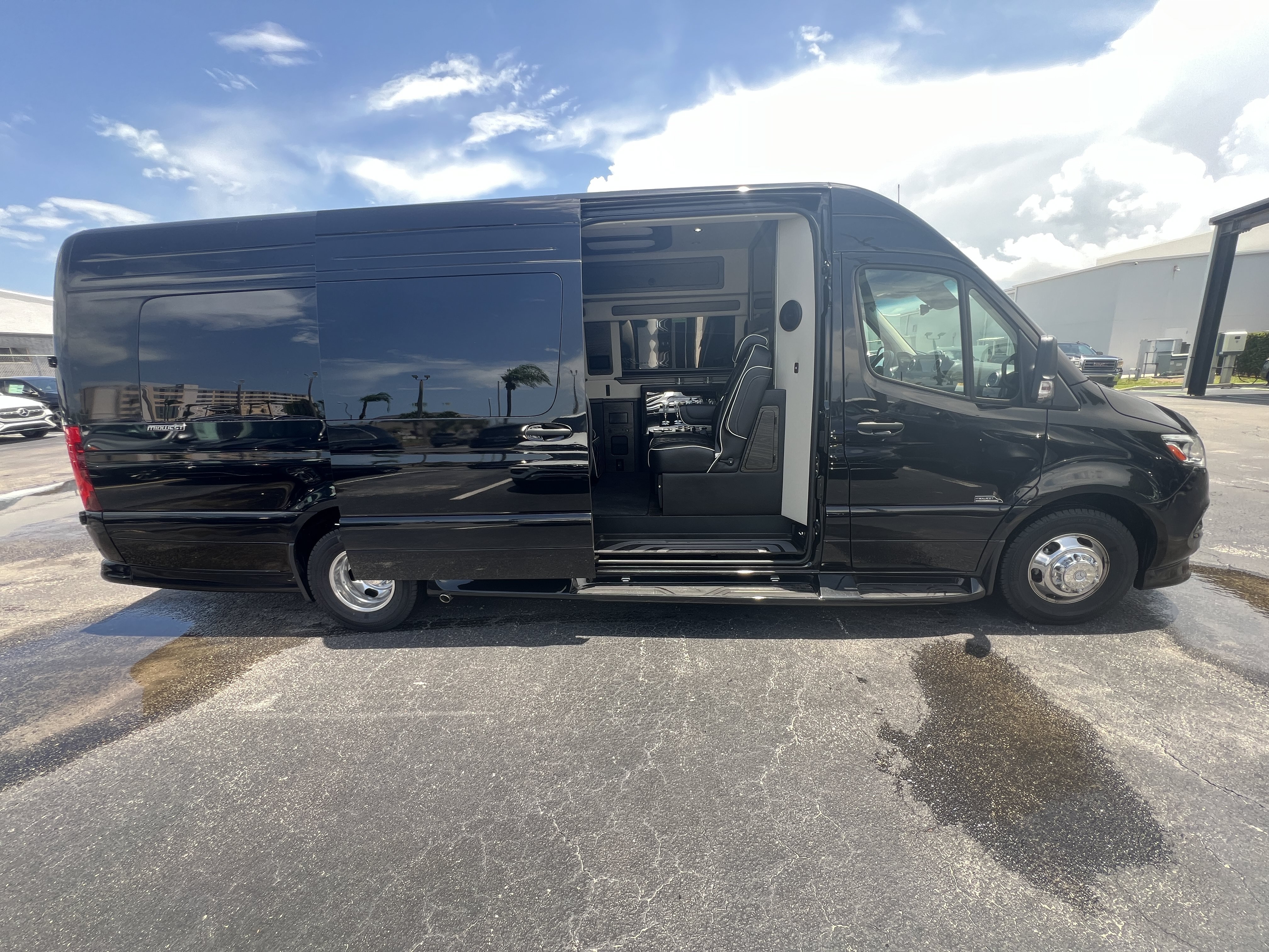 New 2024 Mercedes-Benz Sprinter 3500 image 4