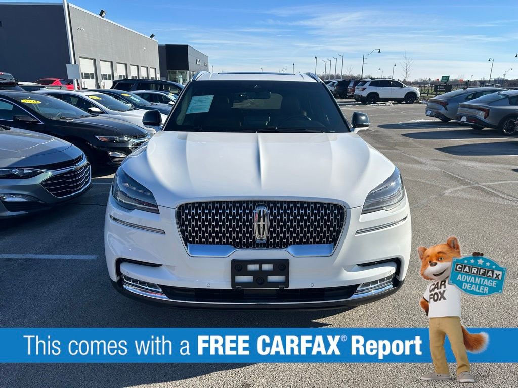 Used 2021 Lincoln Aviator Reserve w/ Elements Package Plus image 2