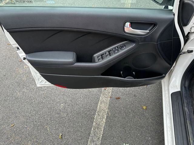 Used 2018 Kia Forte LX image 5