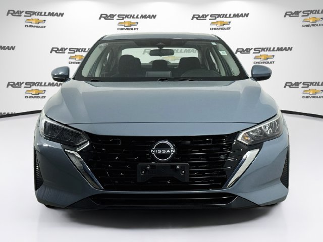 Used 2024 Nissan Sentra SV FWD image 2