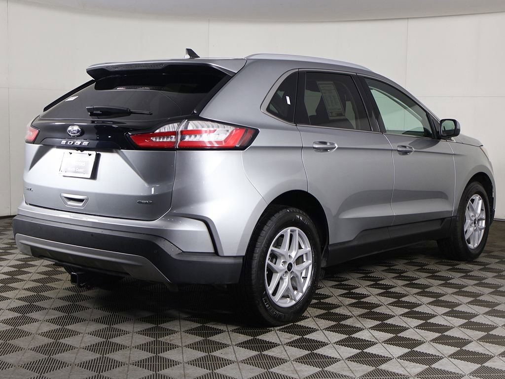 Used 2024 Ford Edge SEL w/ Convenience Package image 8