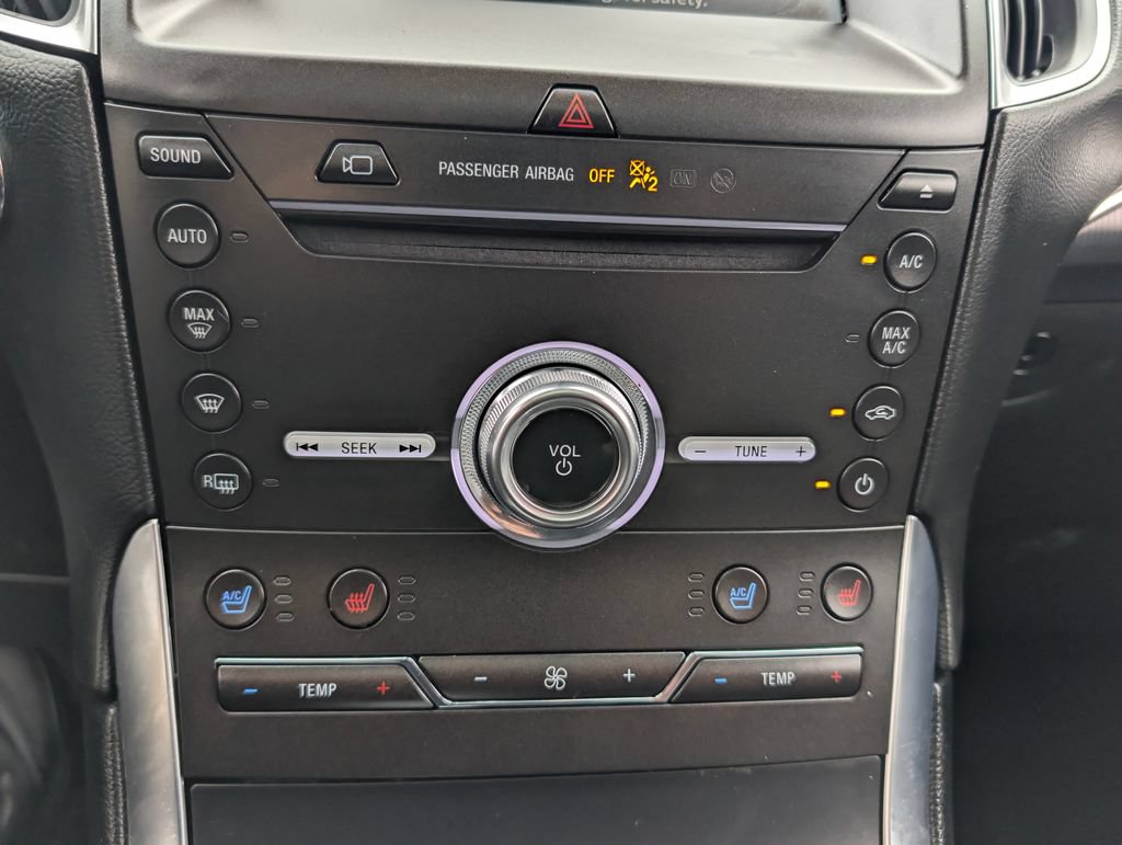 Used 2019 Ford Edge Titanium w/ Equipment Group 301A FWD image 33