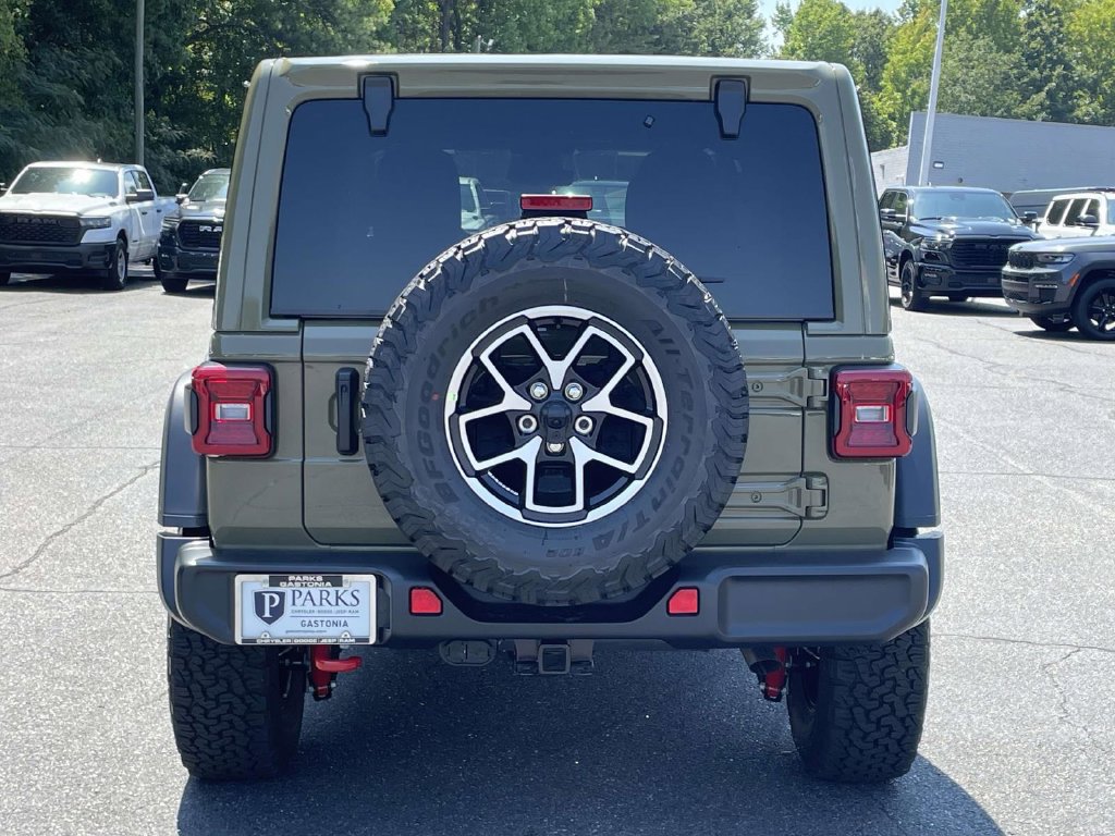 New 2027 Jeep Wrangler Unlimited Rubicon AWD/4WD image 7