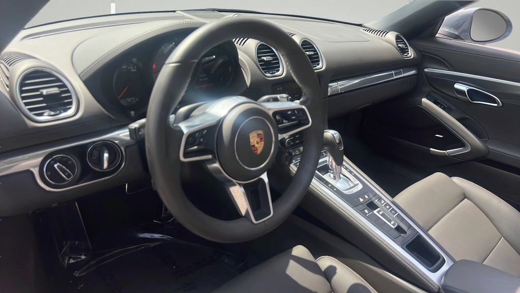 Certified 2024 Porsche 718 Boxster S RWD image 4