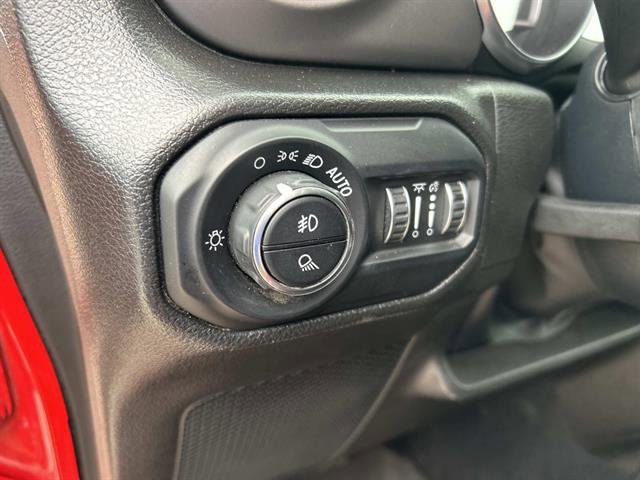 Used 2022 Jeep Gladiator Sport image 24