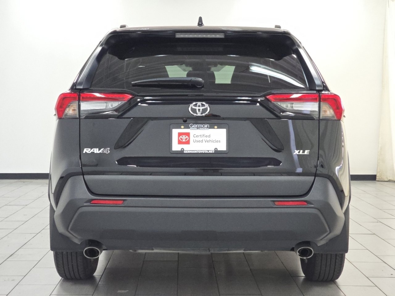 Certified 2024 Toyota RAV4 XLE w/ Convenience Package FWD image 15