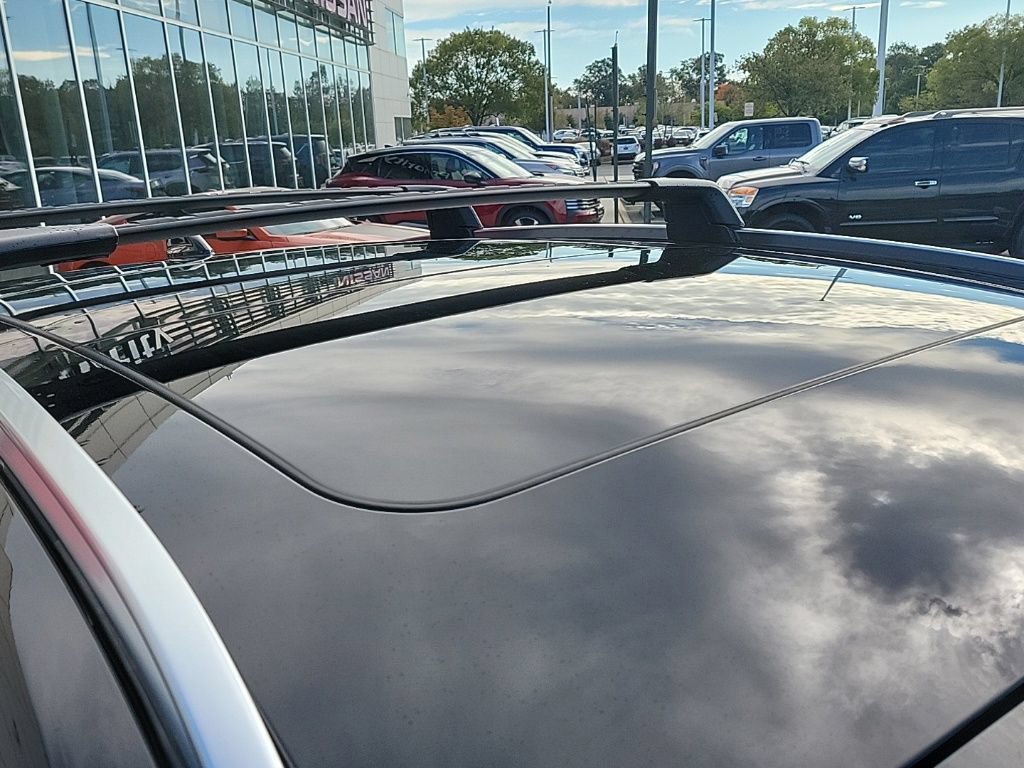 New 2026 Nissan Kicks SR w/ SR Premium Package AWD/4WD image 12
