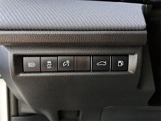 Used 2025 Toyota Camry SE image 24