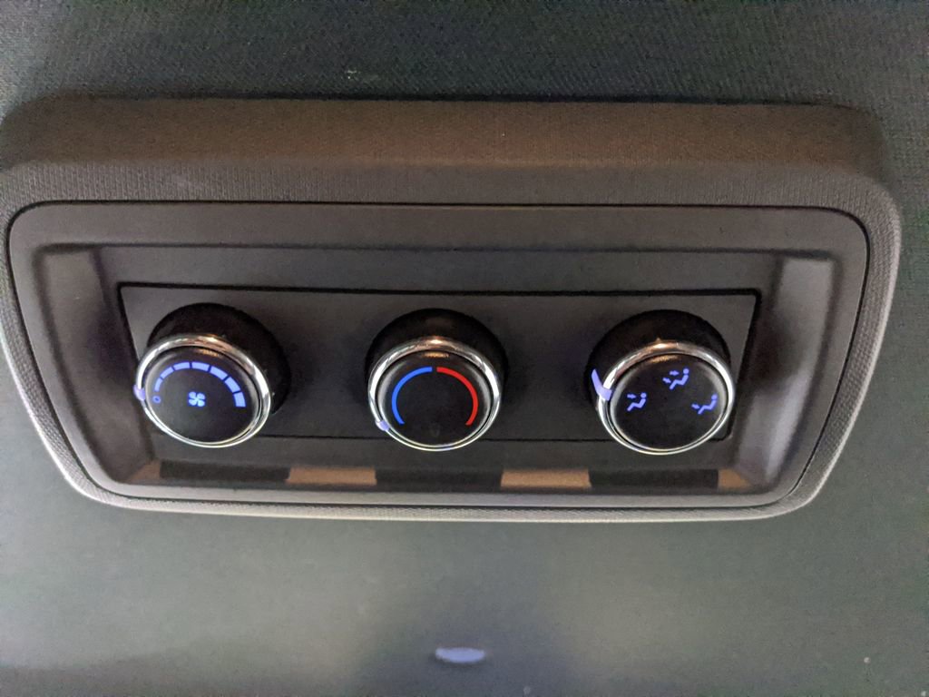 Used 2019 Dodge Grand Caravan SXT FWD image 14