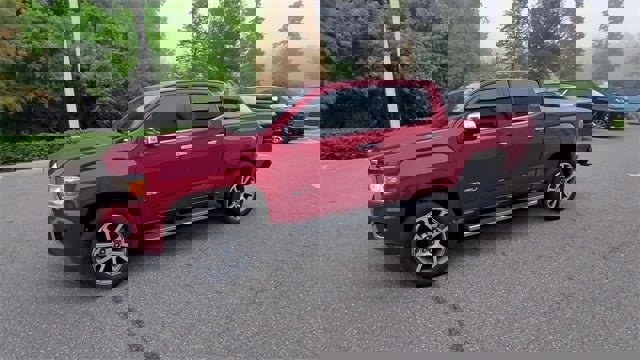 Used 2020 GMC Canyon Denali image 35