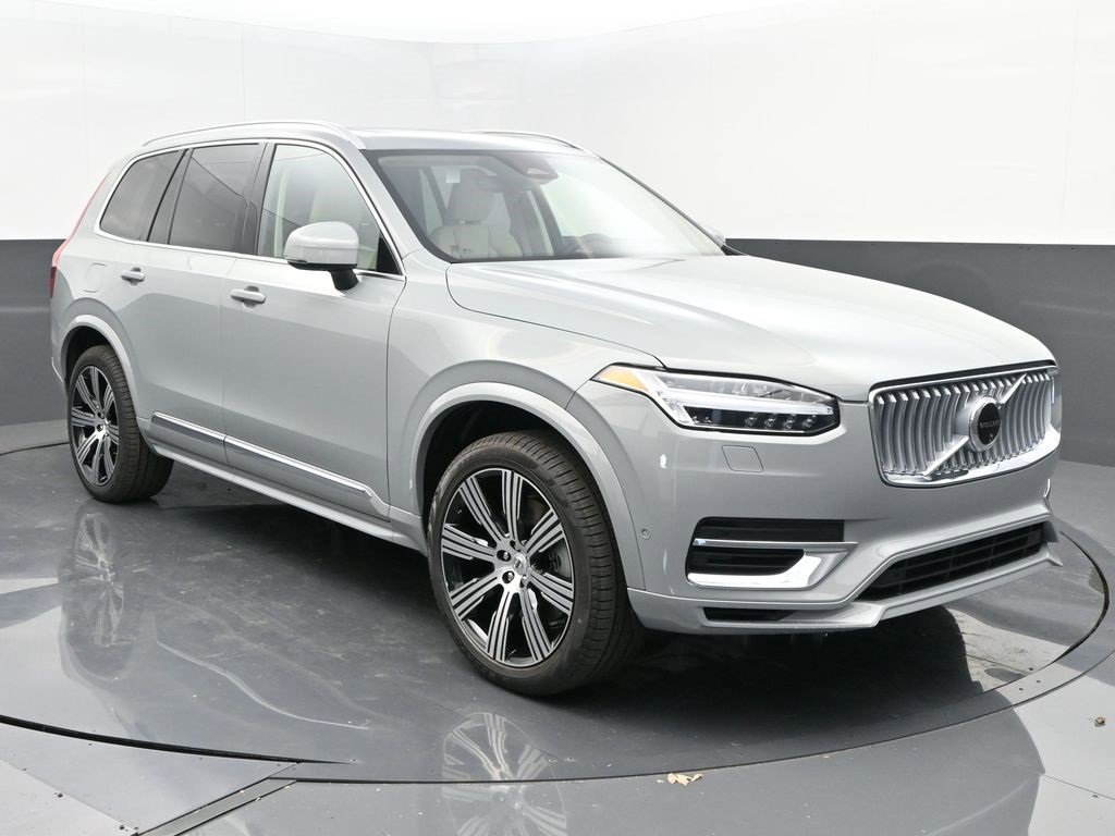 New 2025 Volvo XC90 T8 Plus w/ Protection Package Premier image 1