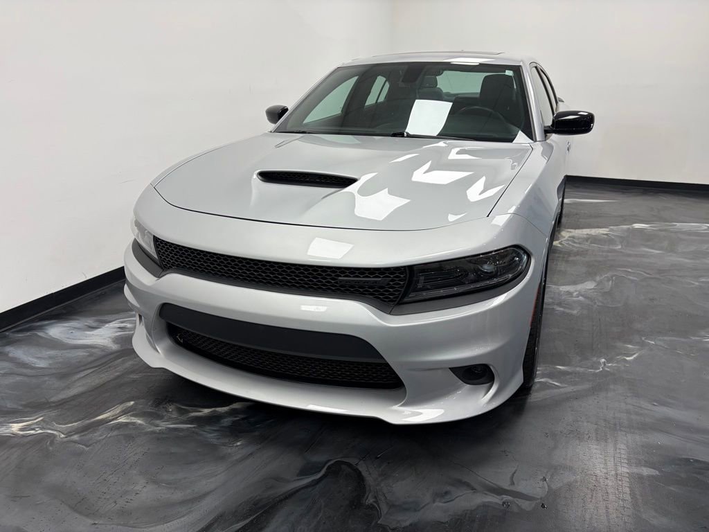 Used 2023 Dodge Charger R/T w/ Plus Group image 3