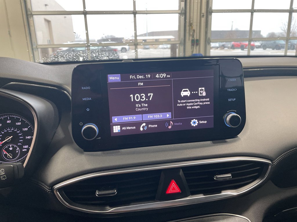 Used 2022 Hyundai Santa Fe SE image 15