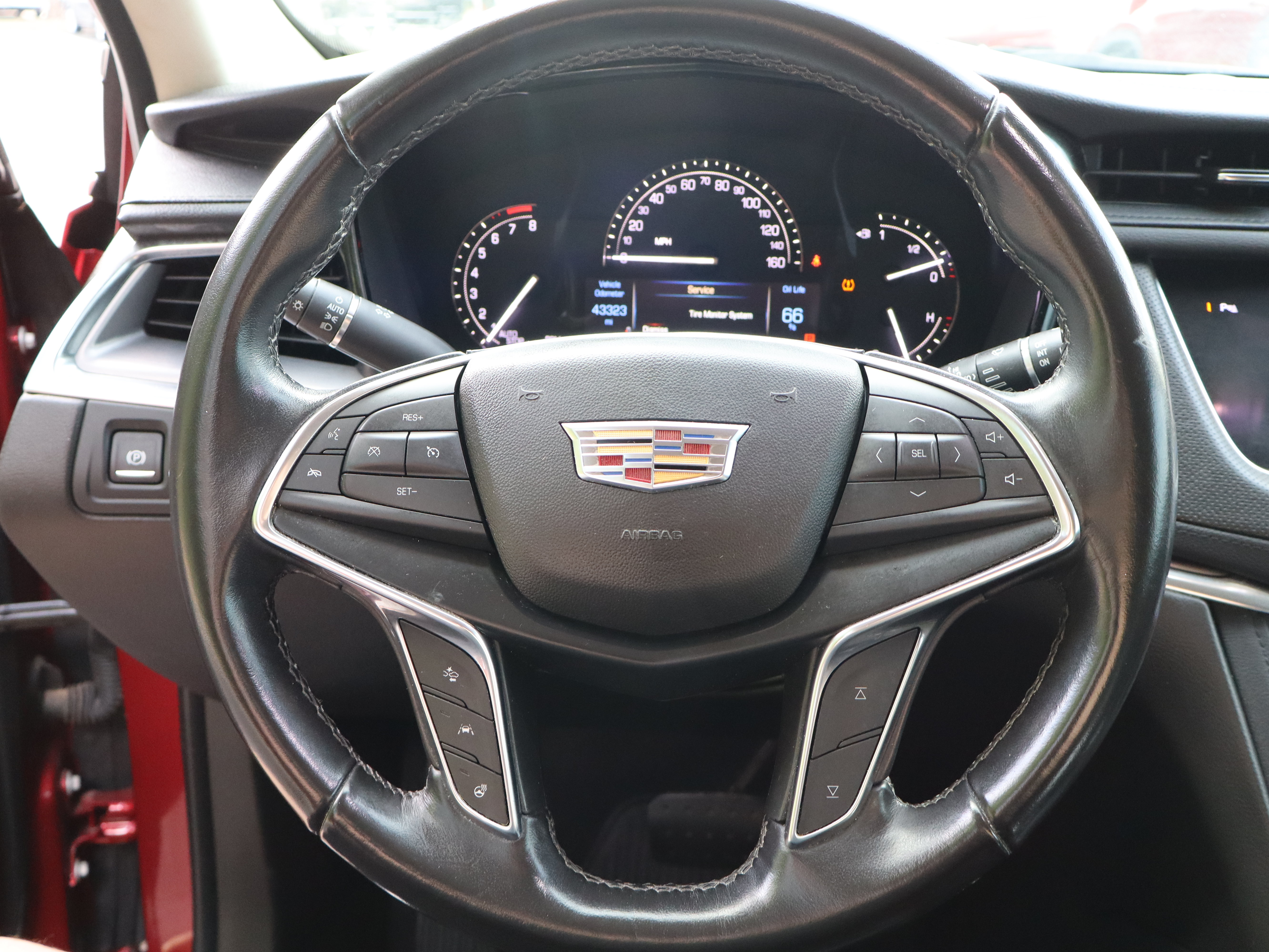 Used 2019 Cadillac XT5 Luxury FWD image 26