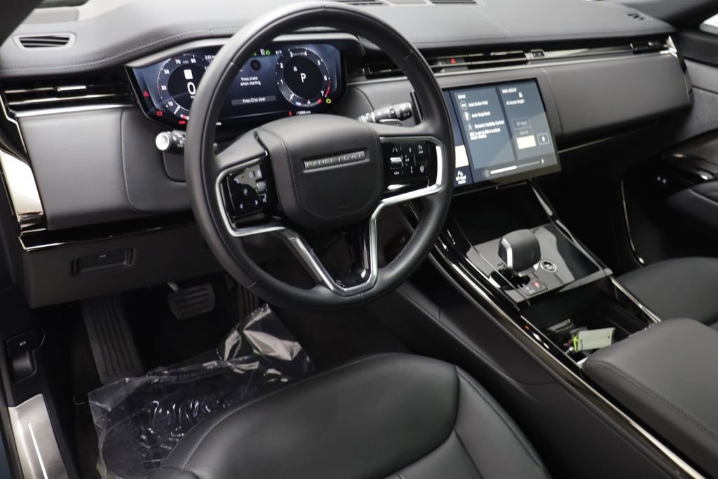 Certified 2025 Land Rover Range Rover Sport SE AWD/4WD image 6