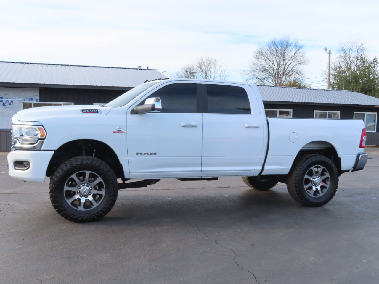 Used 2022 RAM 2500 Lone Star w/ Lone Star Silver Edition image 2