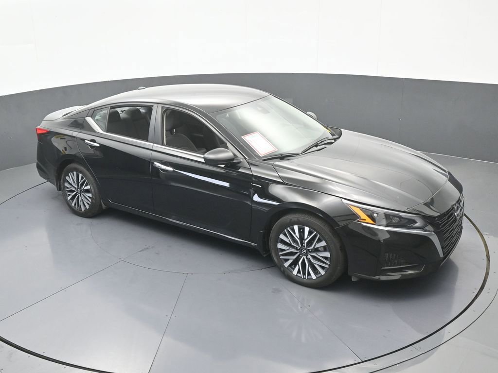 Used 2024 Nissan Altima 2.5 SV image 86