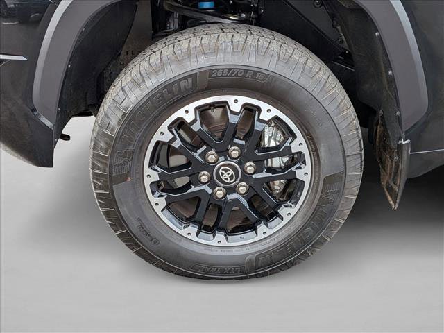 Used 2025 Toyota Tundra SR5 w/ TRD Off-Road Package AWD/4WD image 29