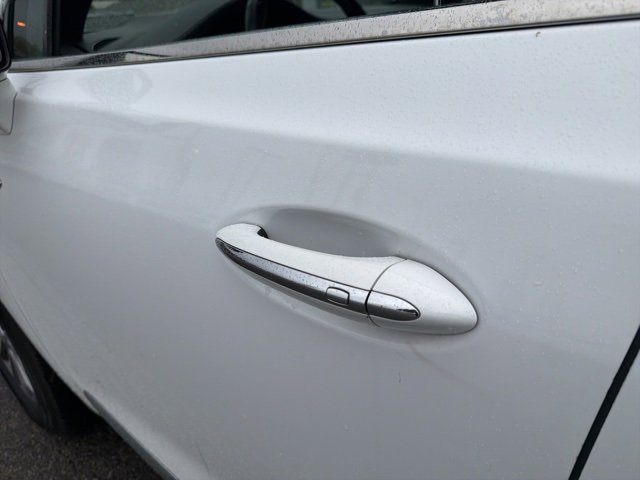 Used 2024 Buick Enclave Premium image 24