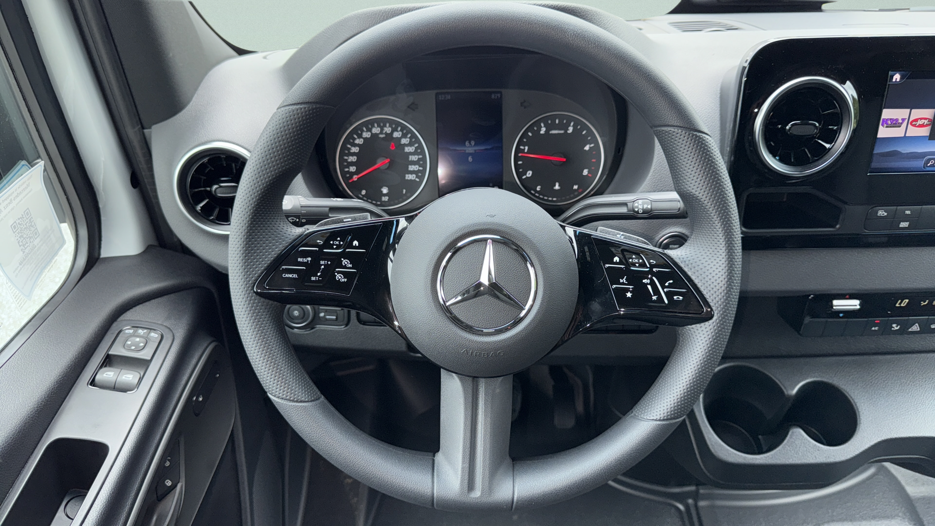New 2026 Mercedes-Benz Sprinter 2500 image 24