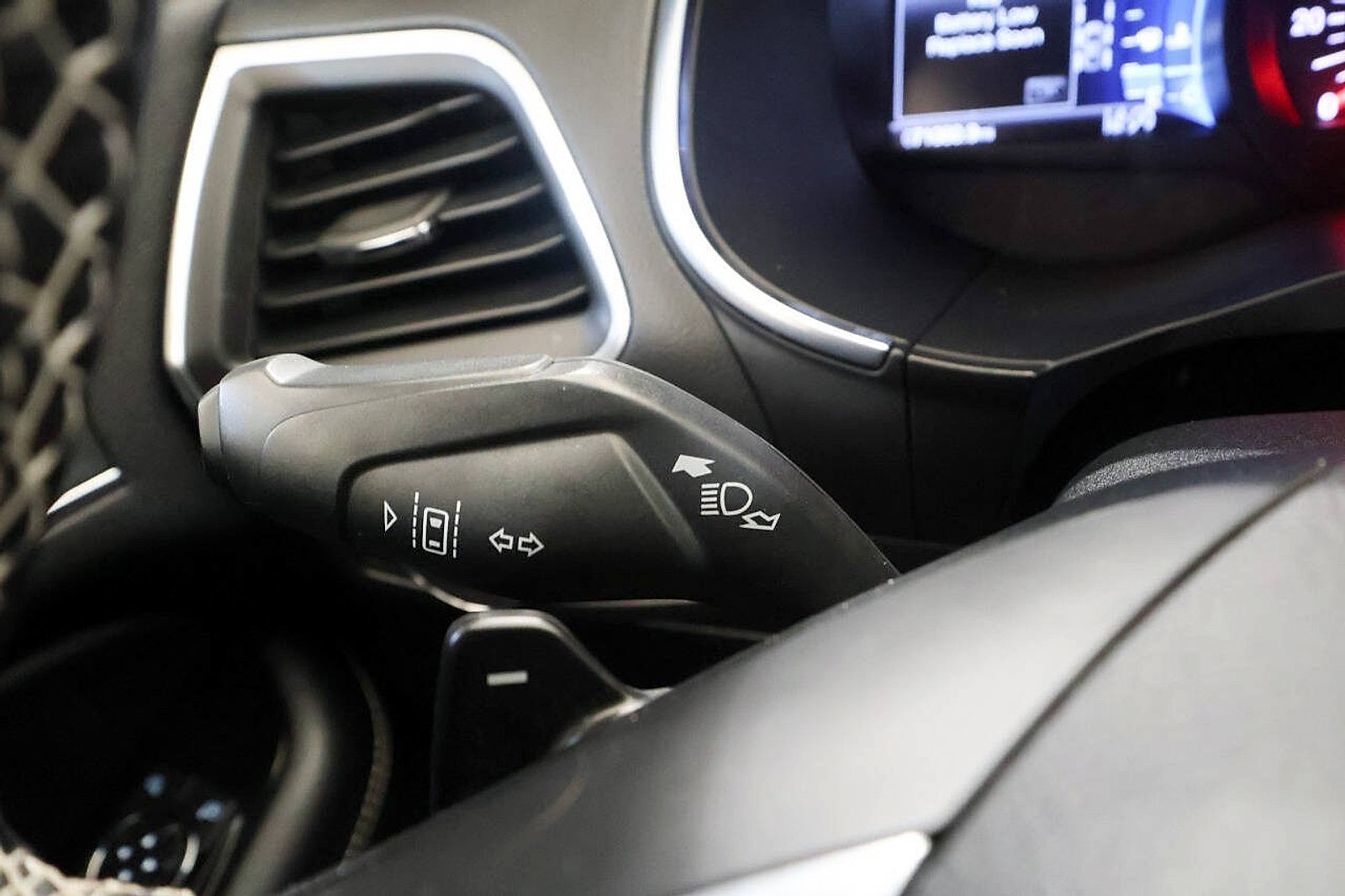 Used 2020 Ford Edge ST w/ Equipment Group 401A AWD/4WD image 28