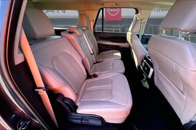 Used 2024 Ford Expedition Max Limited image 21