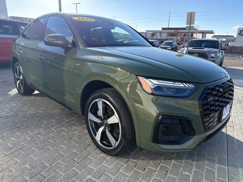 Used 2023 Audi Q5 2.0T Prestige w/ Prestige Package image 7