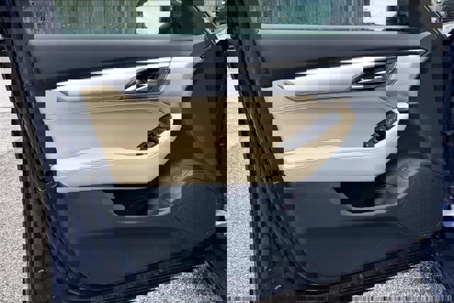 Used 2024 Cadillac CT5 Luxury w/ Sun And Sound Package AWD/4WD image 23