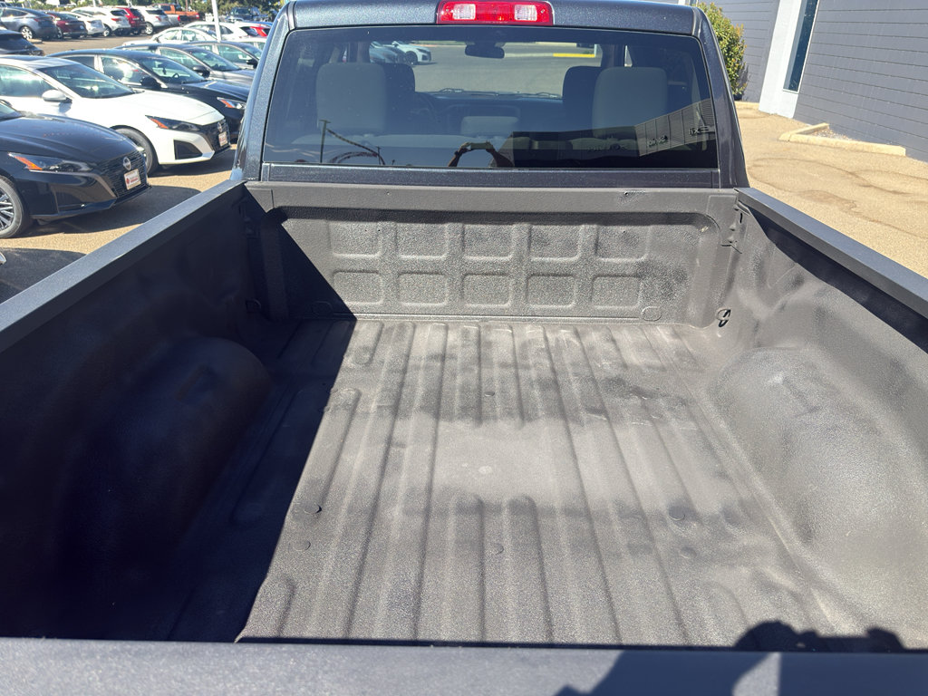 Used 2017 RAM 2500 Tradesman w/ Chrome Appearance Group AWD/4WD image 12
