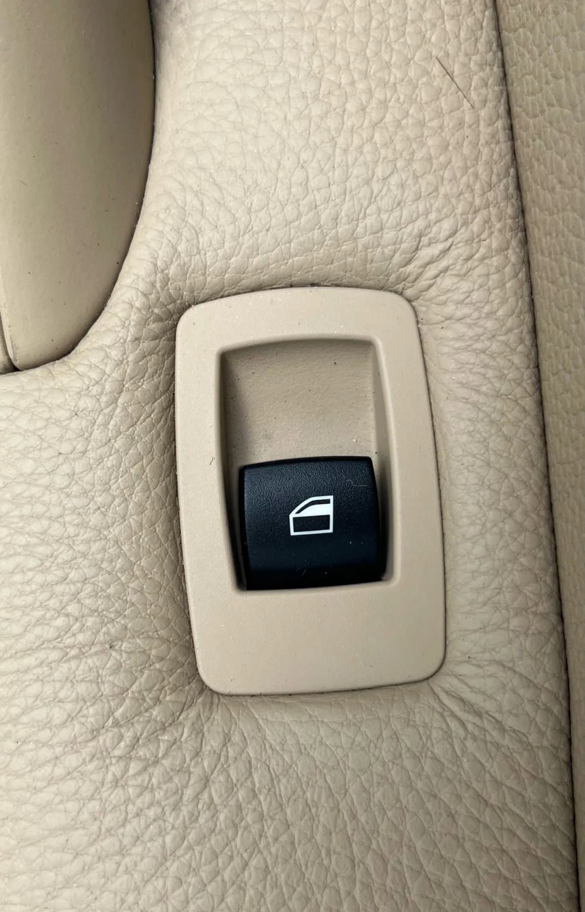 Used 2007 BMW 335i Sedan image 35