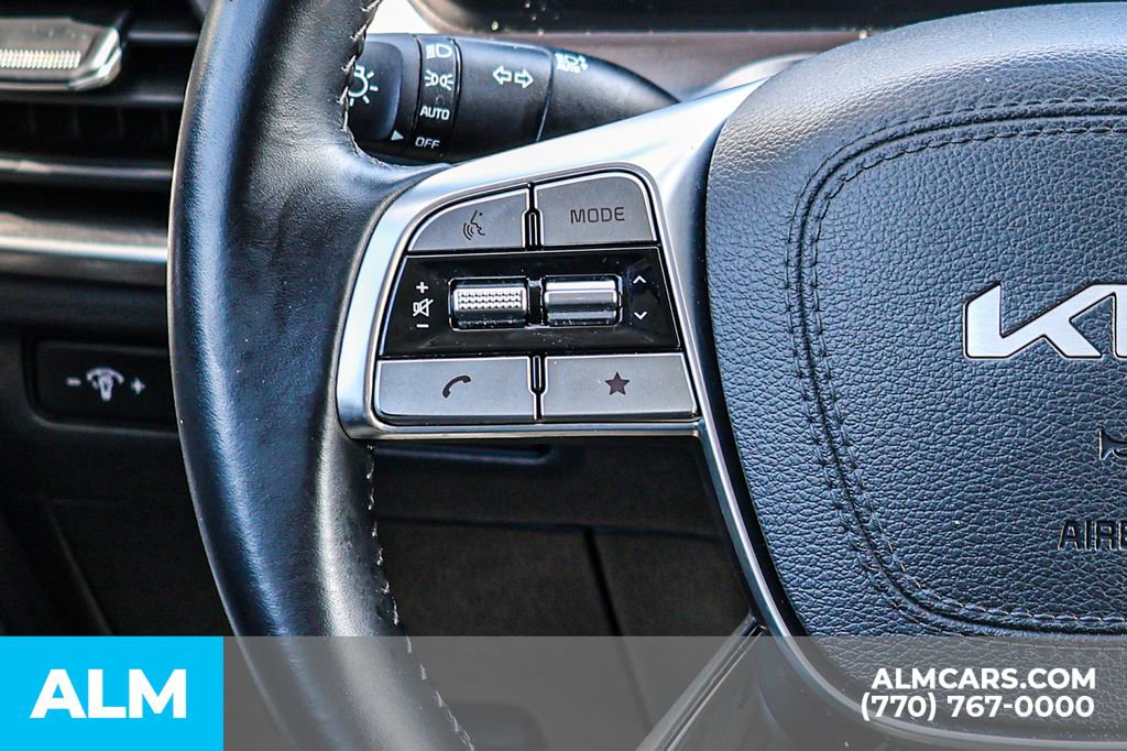 Used 2025 Kia Telluride S FWD image 36