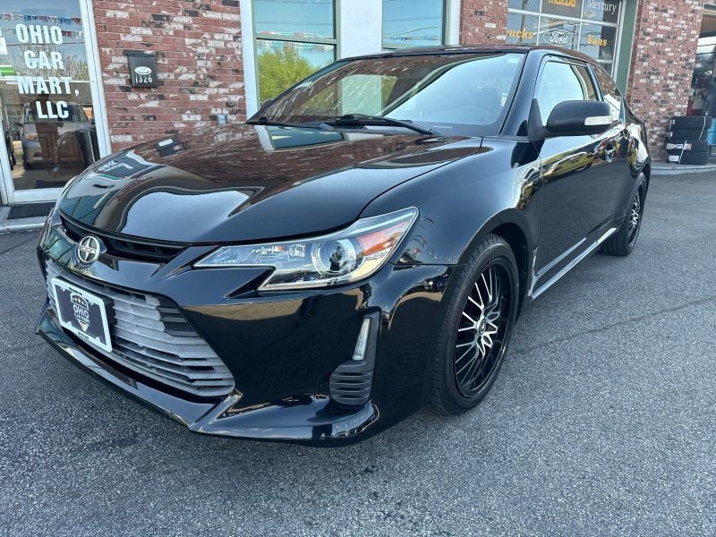 Used 2014 Scion tC FWD image 1