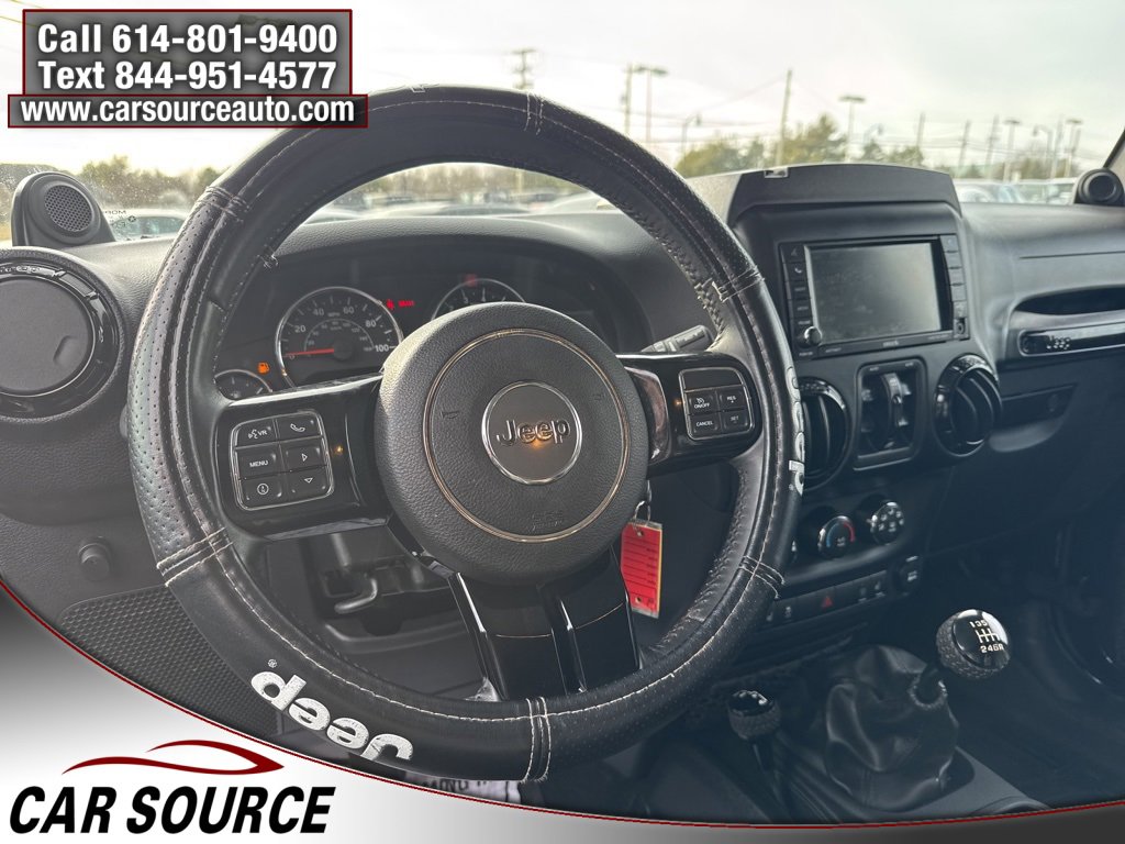 Used 2014 Jeep Wrangler Unlimited Sahara image 11