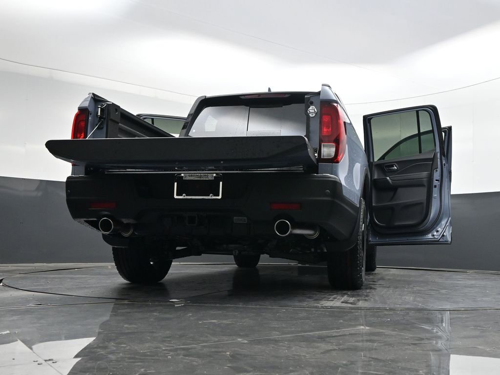 Used 2026 Honda Ridgeline Black Edition image 41