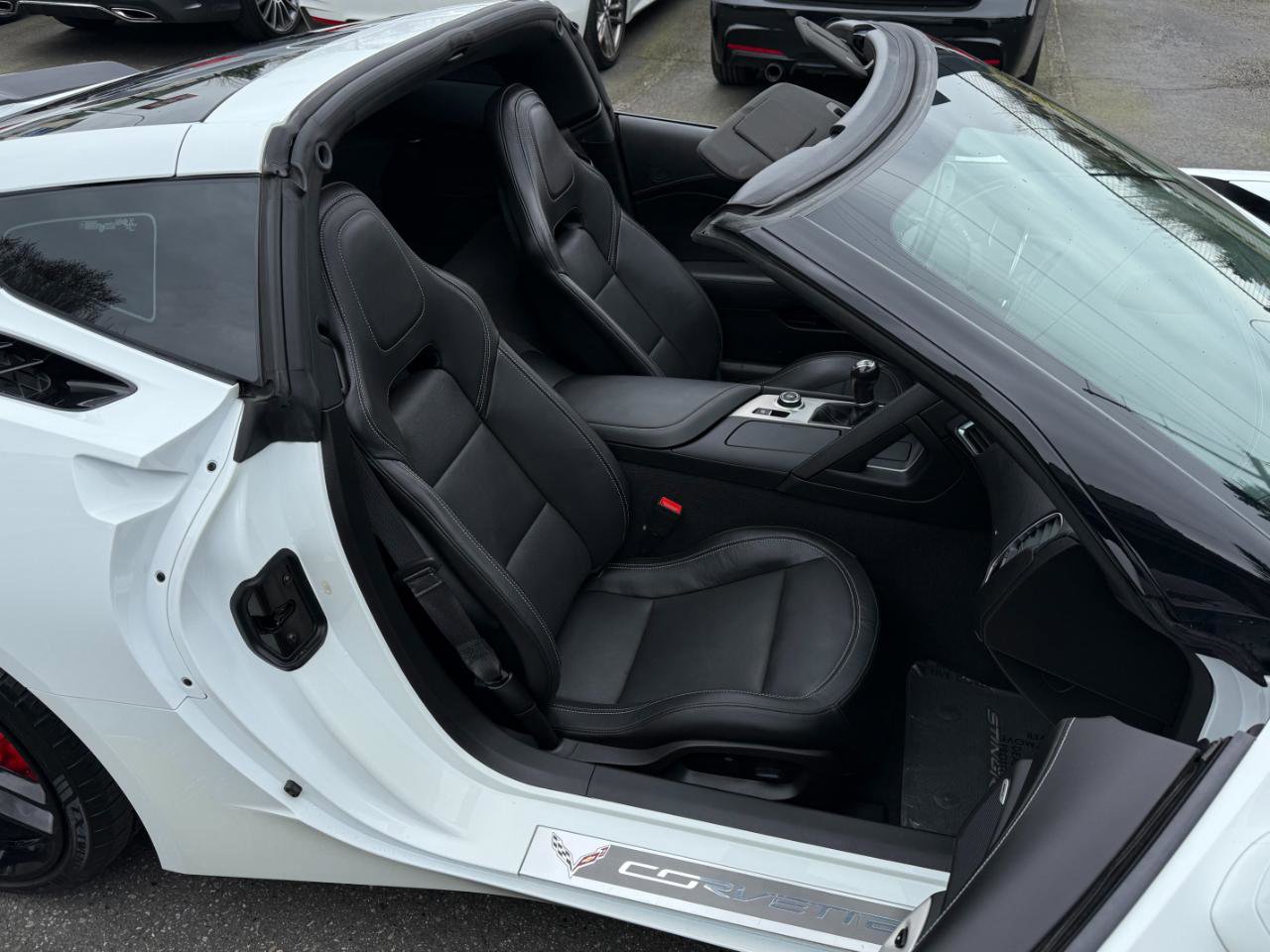 Used 2019 Chevrolet Corvette Stingray Coupe w/ Carbon Flash Badge Package image 19