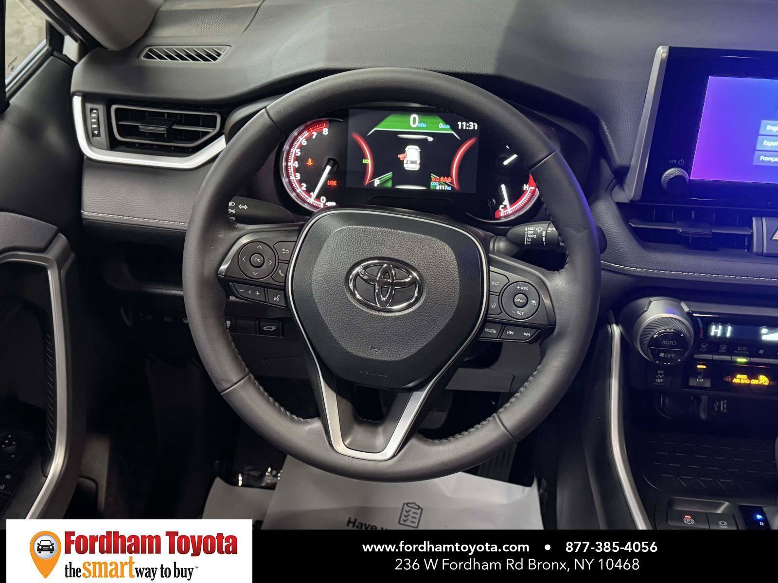 Used 2025 Toyota RAV4 XLE w/ Convenience Package AWD/4WD image 15