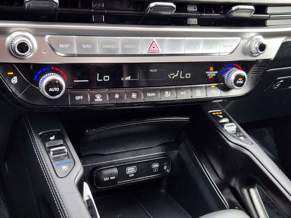 Certified 2025 Kia Telluride EX w/ EX Captain's Chair Package image 24