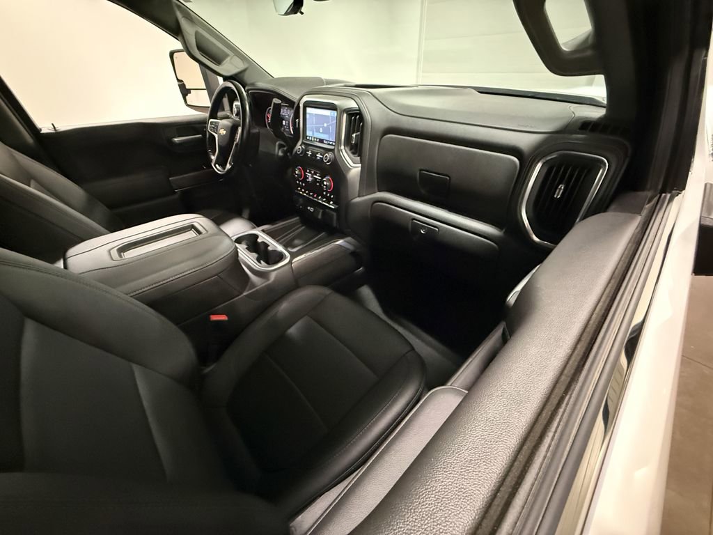Used 2021 Chevrolet Silverado 1500 LTZ w/ LTZ Premium Package AWD/4WD image 62