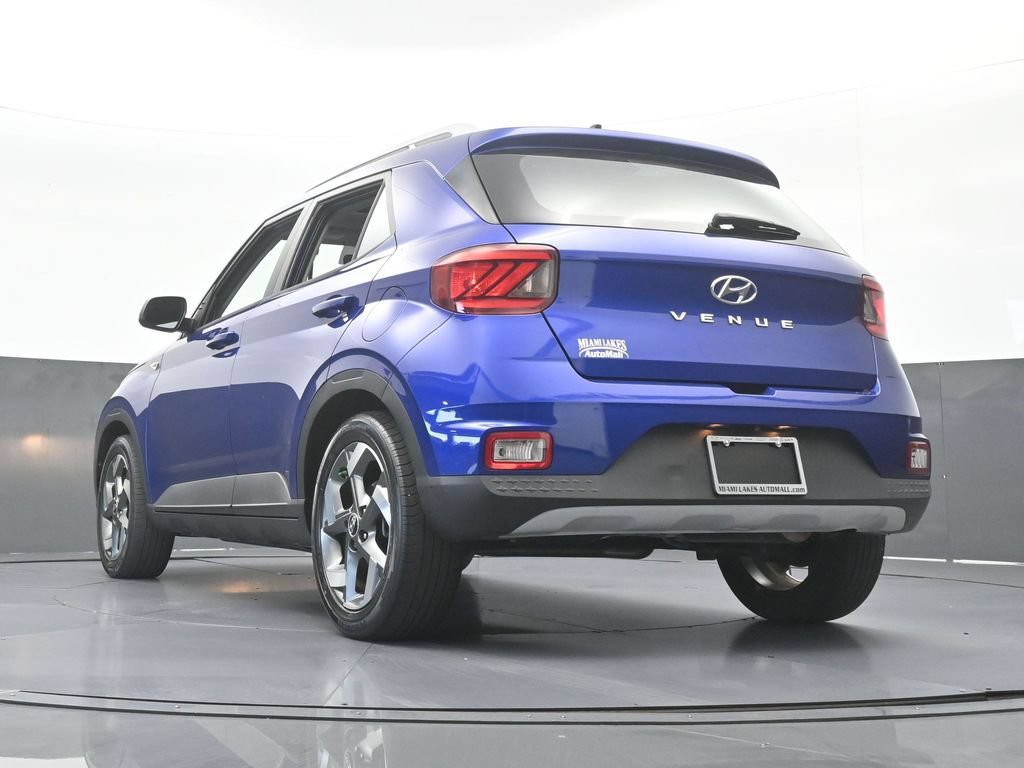 Used 2022 Hyundai Venue SEL FWD image 51