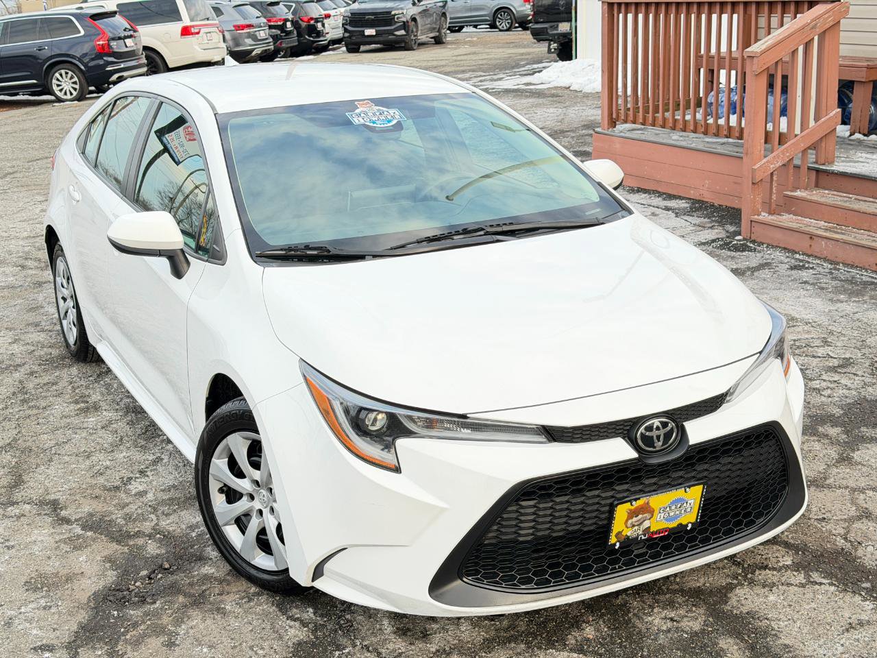 Used 2021 Toyota Corolla LE FWD image 2