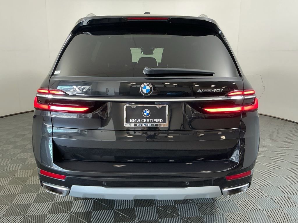 Certified 2025 BMW X7 xDrive40i image 5